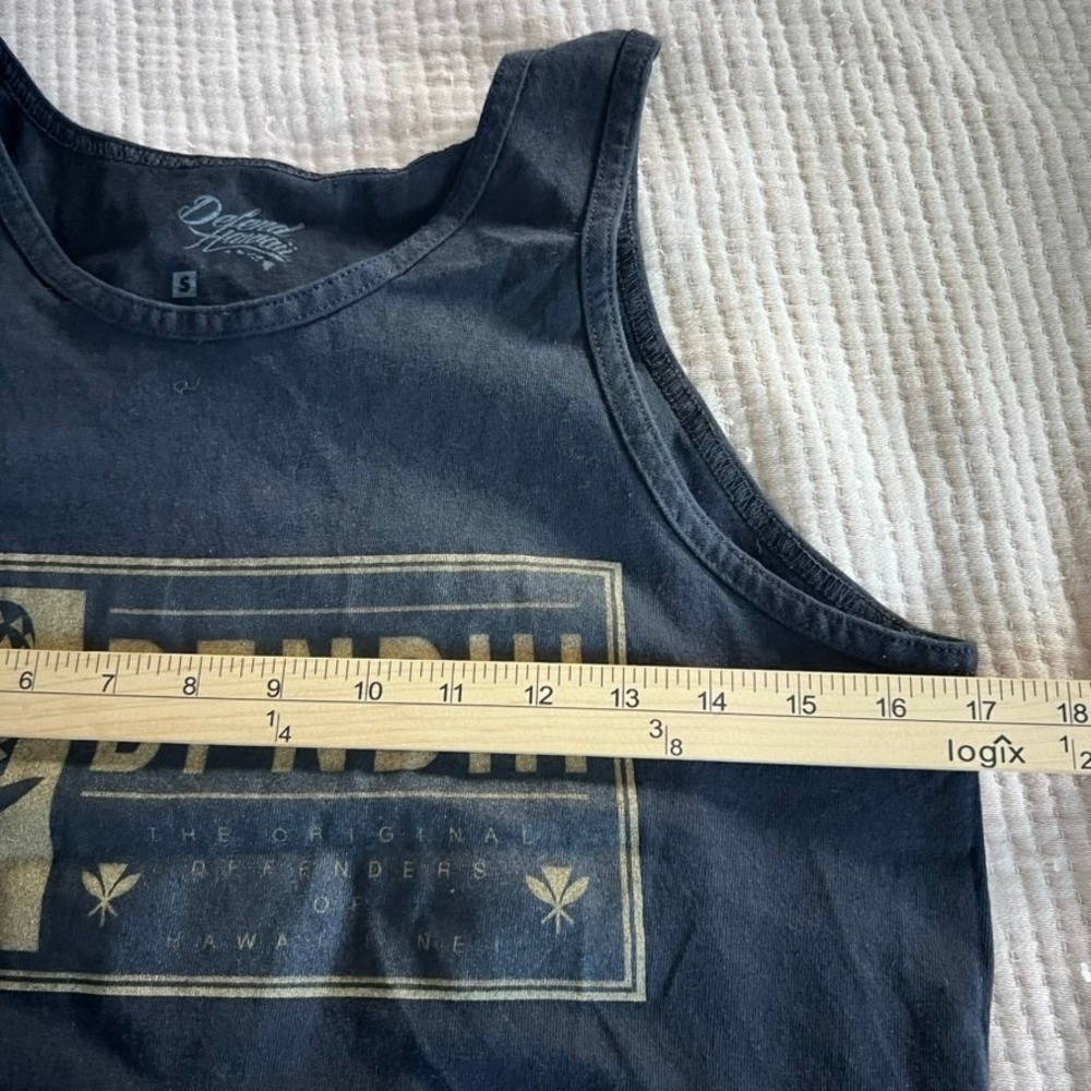 Defend Hawaii Tank Top Mens Small Black Gold Graphic Tiki Mask DFNDHI Sleeveless - Picture 6 of 7